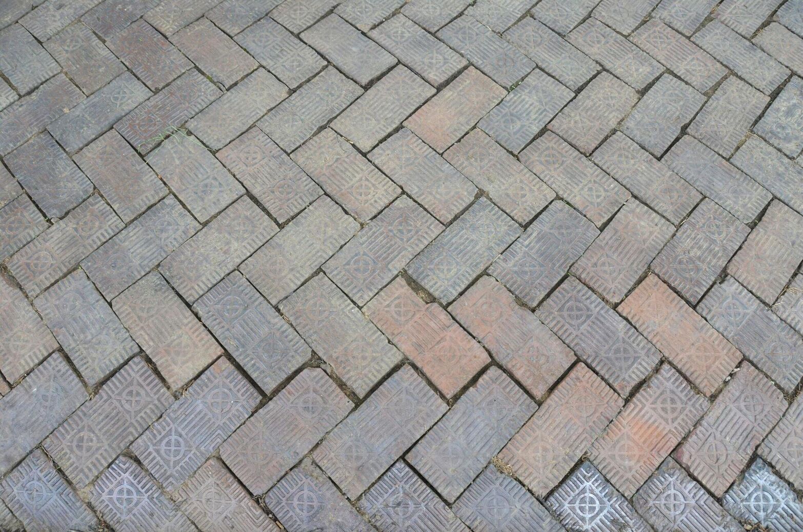 Comment entretenir les pavés ?